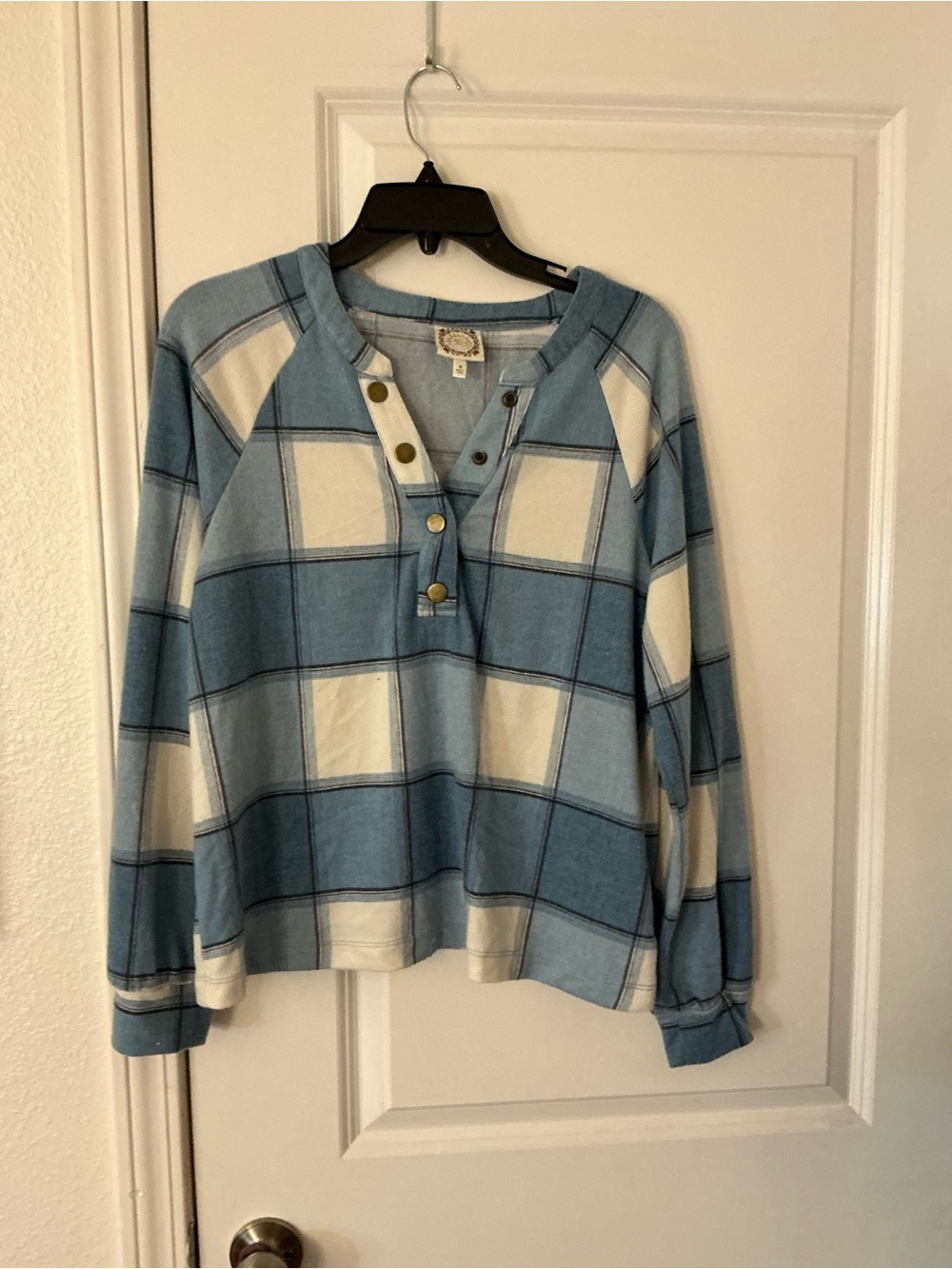 Tru Self Blue Cream White Plaid Henley Snap Button Pullover Sweatshirt S